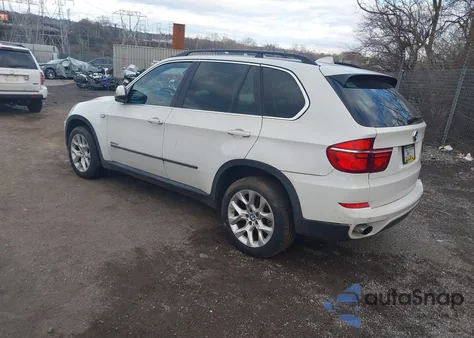 2013 BMW X5 xDrive35I/xDrive35I Premium/xDrive35I Sport Activity from USA, damaged, VIN 5UXZV4C59D0B09538